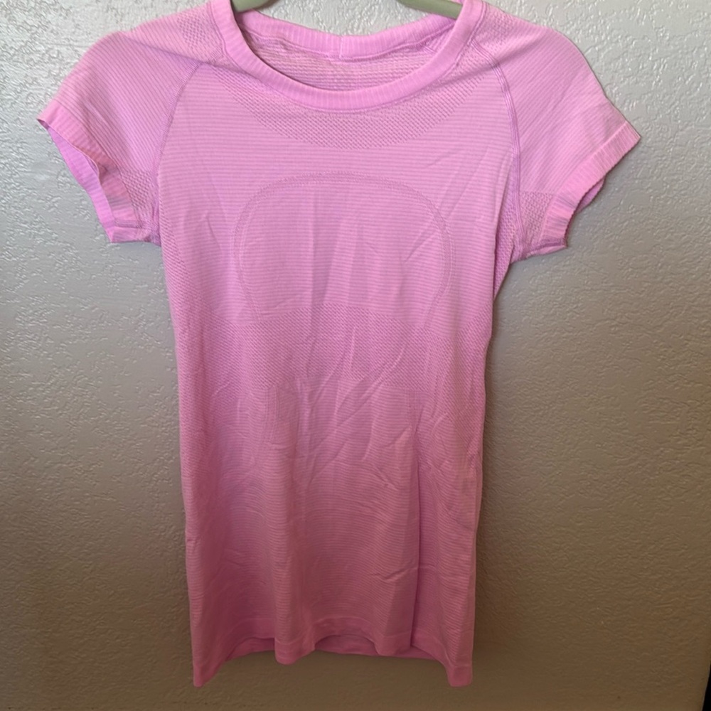 Lululemon Swiftly Tech Short Sleeve Crew